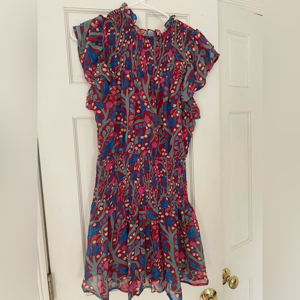 Entro floral smocked waist dress size small